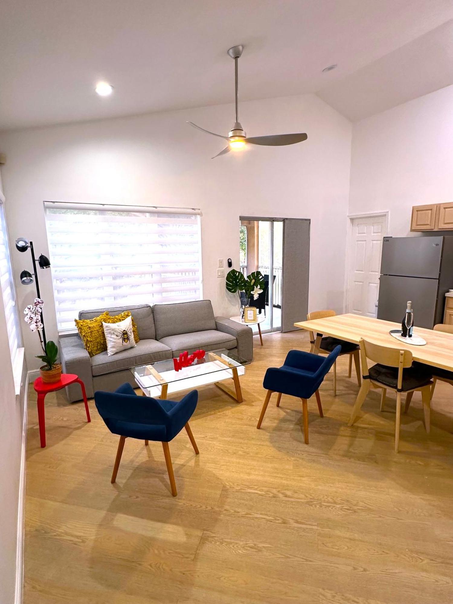 Albatross Condo In Pga Village, 2 Bedroom 1 Bath, A Side Carlton Exteriör bild
