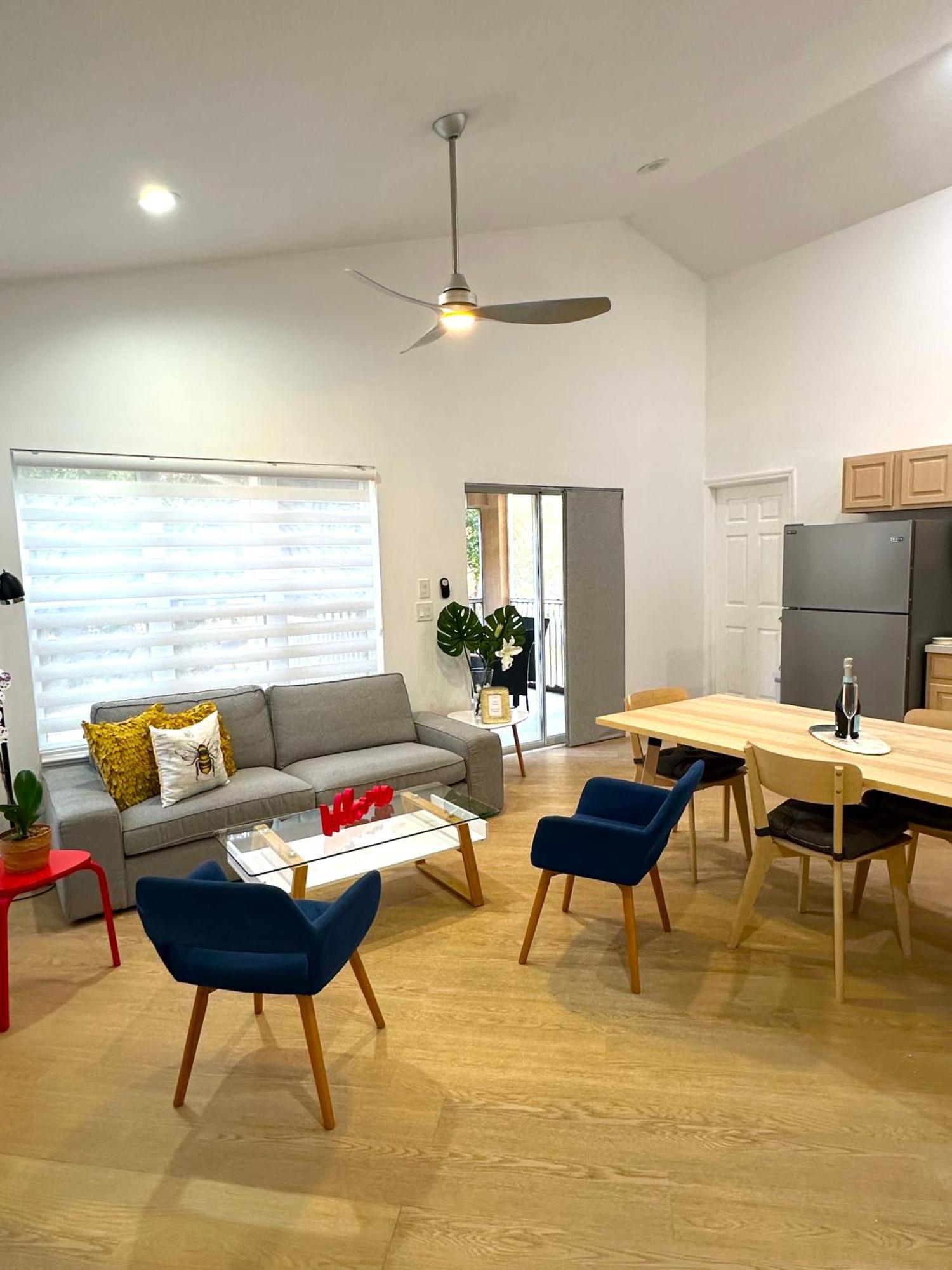 Albatross Condo In Pga Village, 2 Bedroom 1 Bath, A Side Carlton Exteriör bild